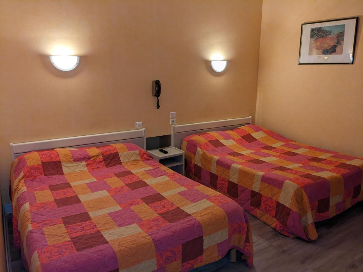 Hotel Des Voyageurs Millau Luaran gambar